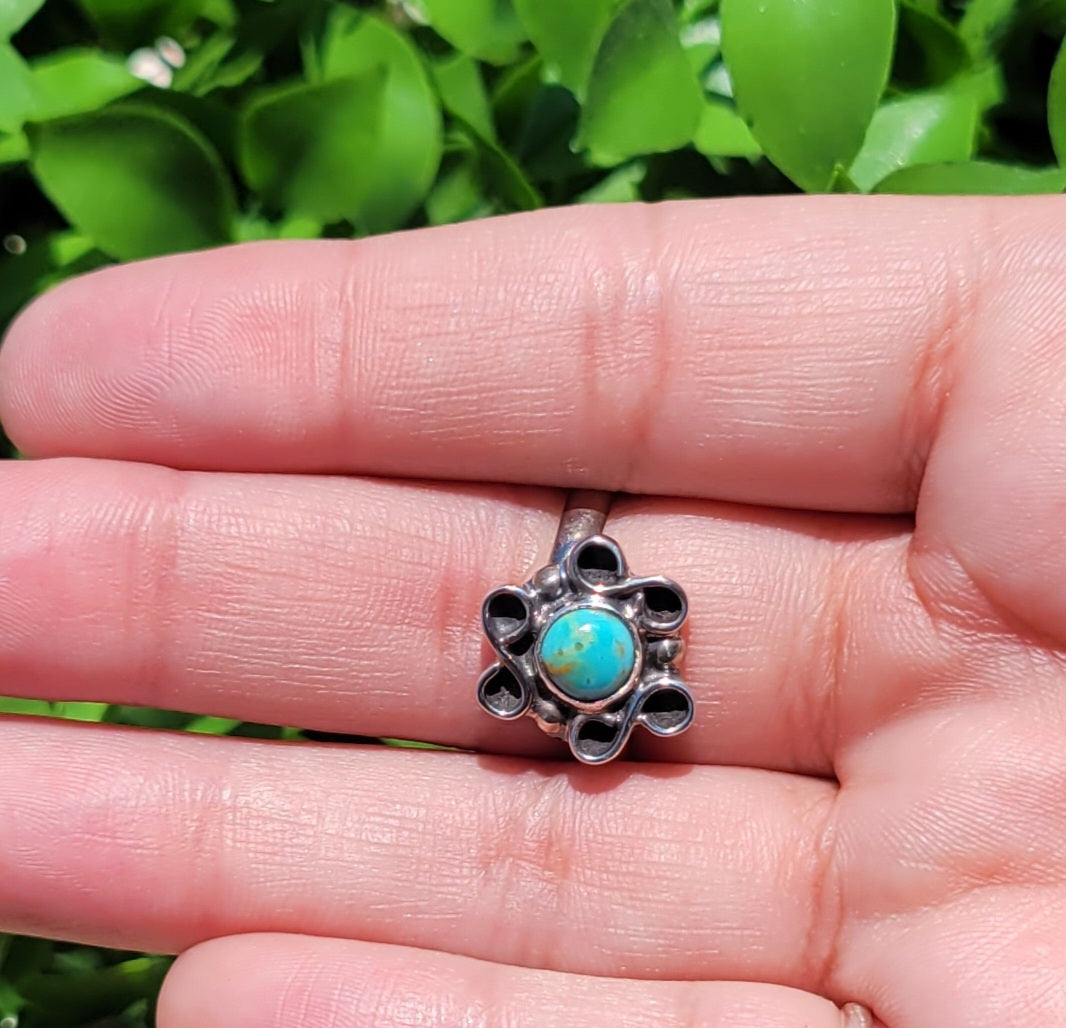 Turquoise Silver Ring
